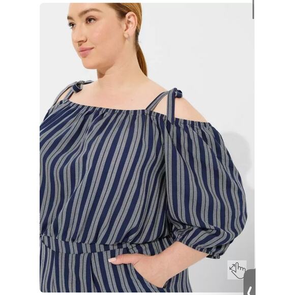 Torrid Navy Blue Striped Challis Crop, Off the Shoulder, Size 1X NWT - Picture 6 of 7